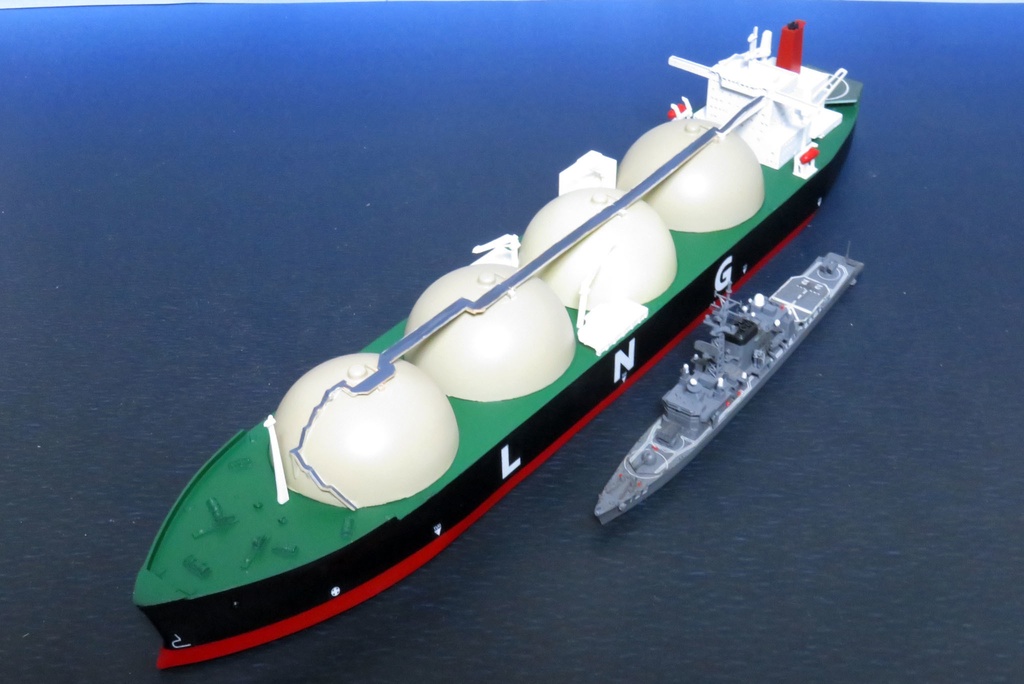 MOSS型LNGタンカー1/700《商船/客船 24》