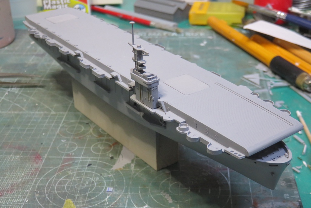 アメリカ海軍「カサブランカ」級護衛空母1/700《商船/客船 M02》