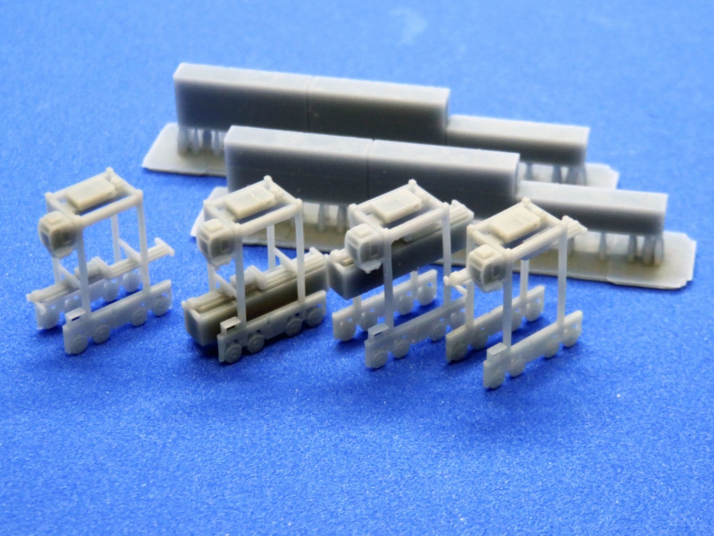 《商船/客船EX13》車両「ストラドルキャリア」1/700