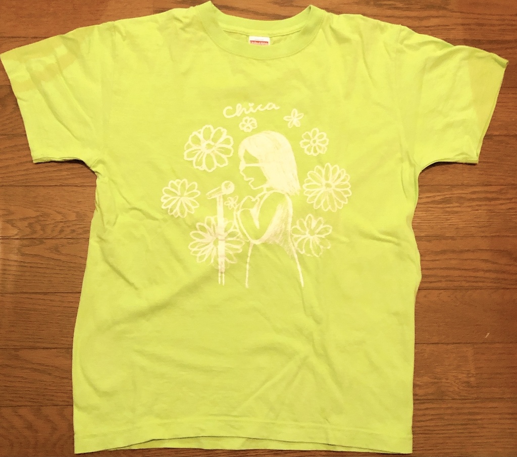 Tシャツ