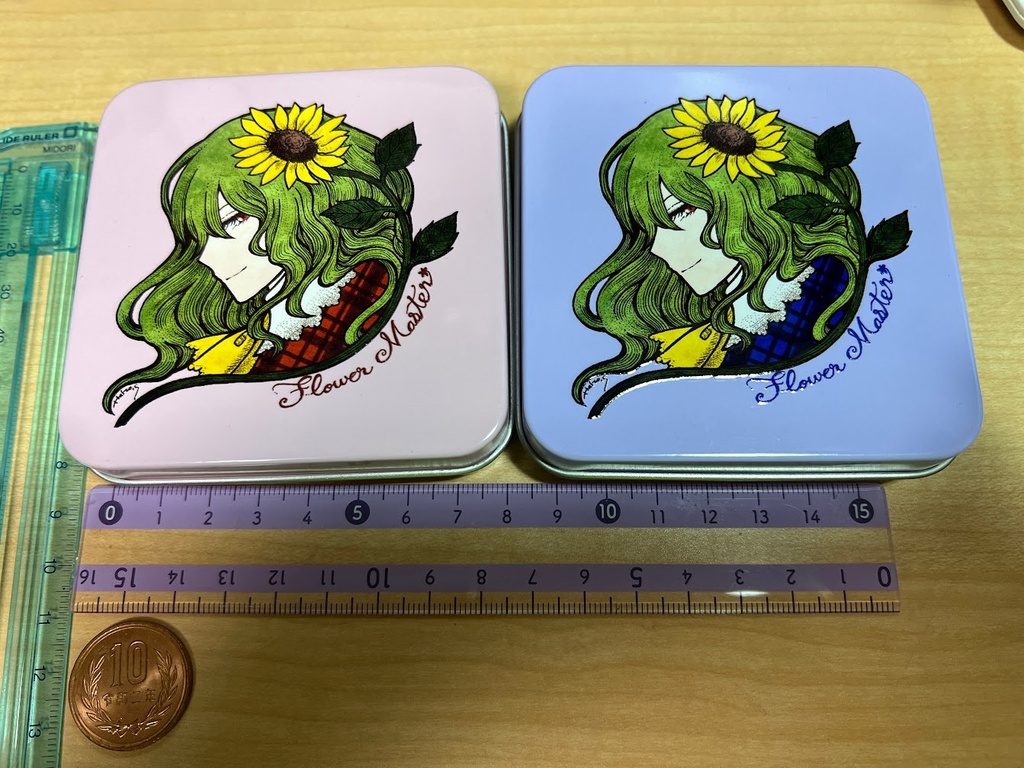 スクエア缶(赤幽香/青幽香)