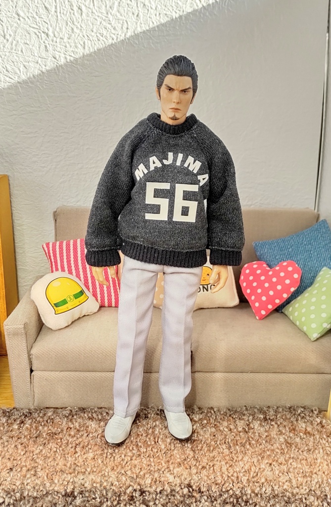 桐生一馬&真島吾朗フィギュア用ラグラントレーナ・MAJIMA56バージョン(黒)