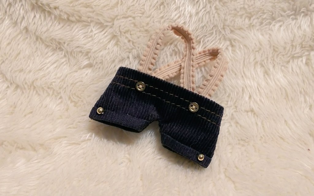 10cmぬいサイズ向け ファー帽子とサスペンダーパンツのセット