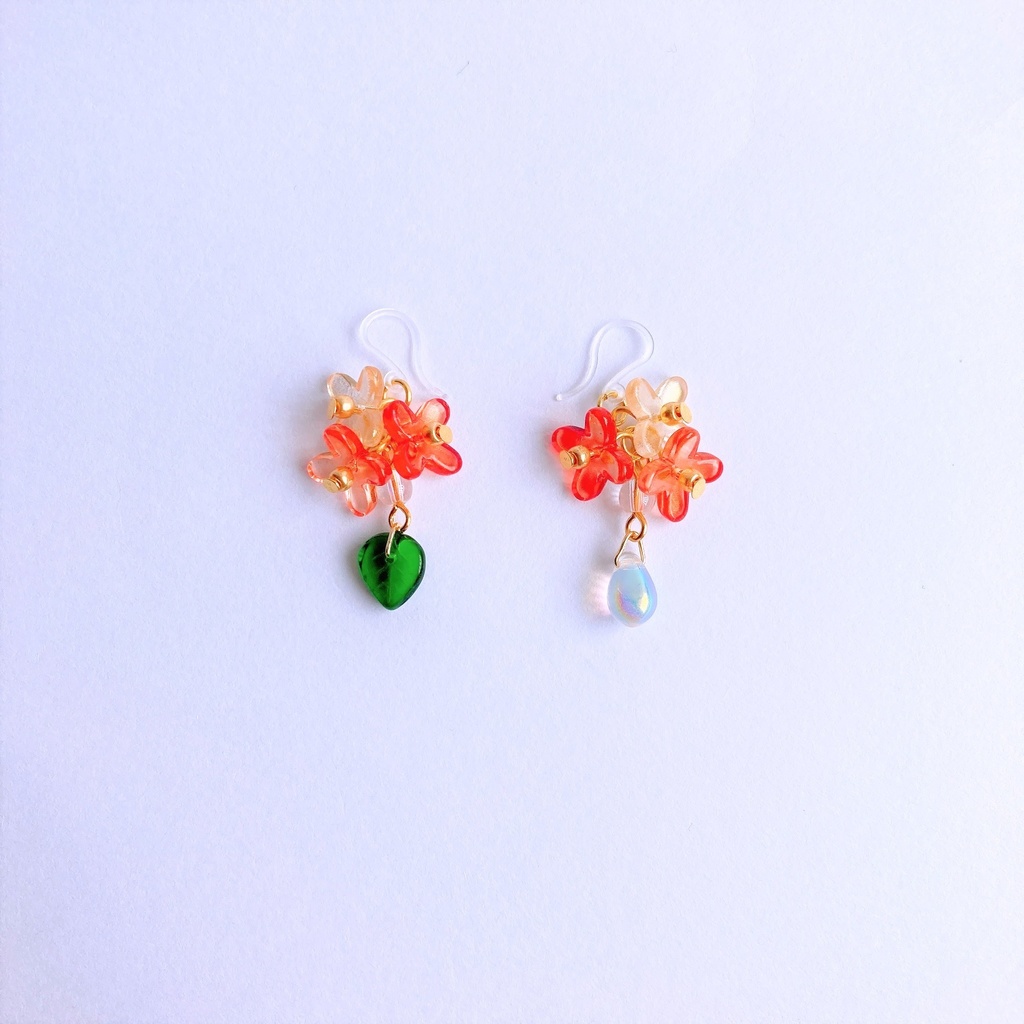 小さい花 耳飾り(金木犀)