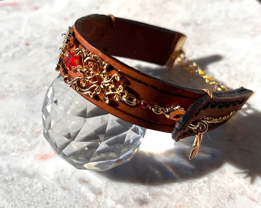 【原神】本革ブレスレット(アルハイゼン・カーヴェイメージチャーム付け替え可能)