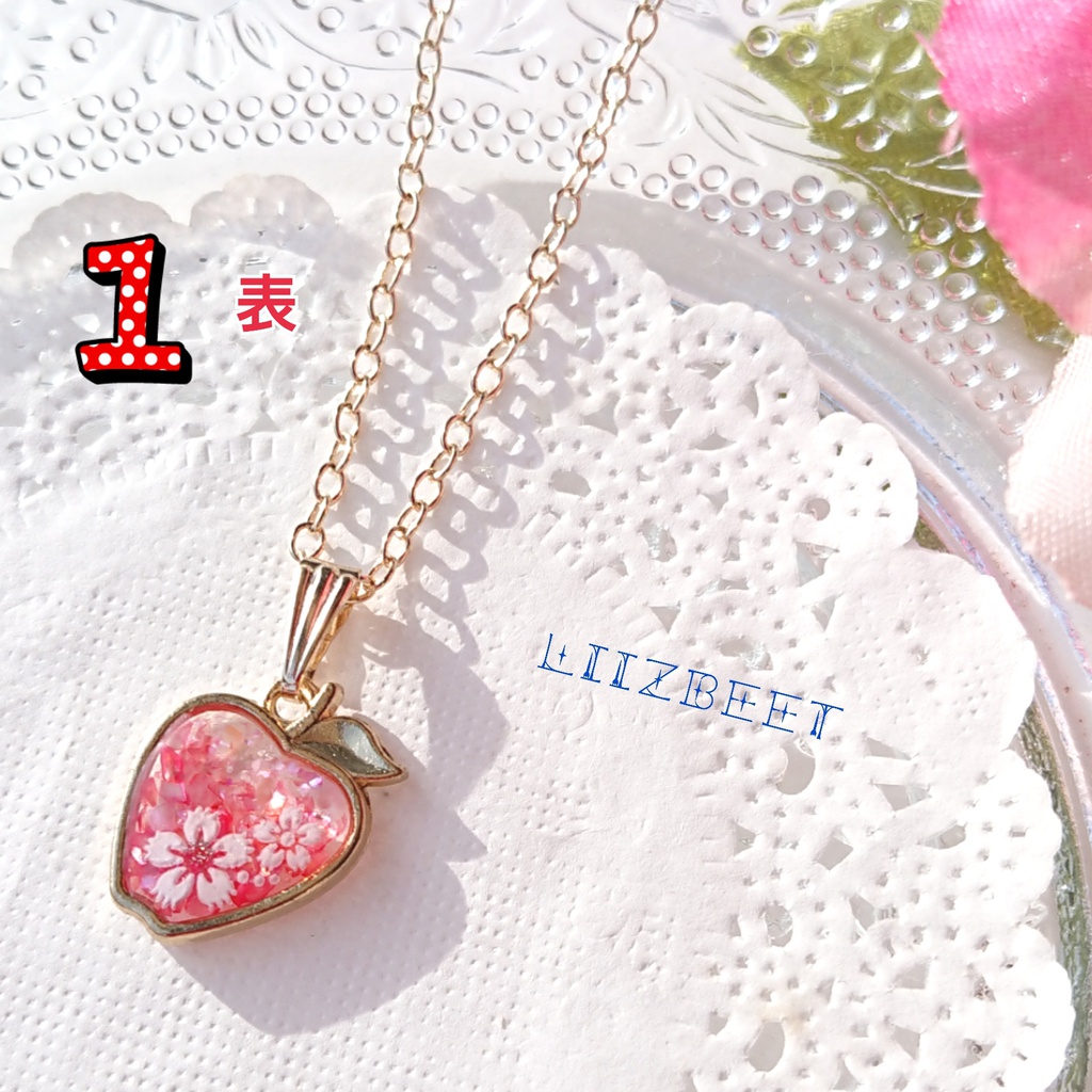 再販*りんごのプチネックレス