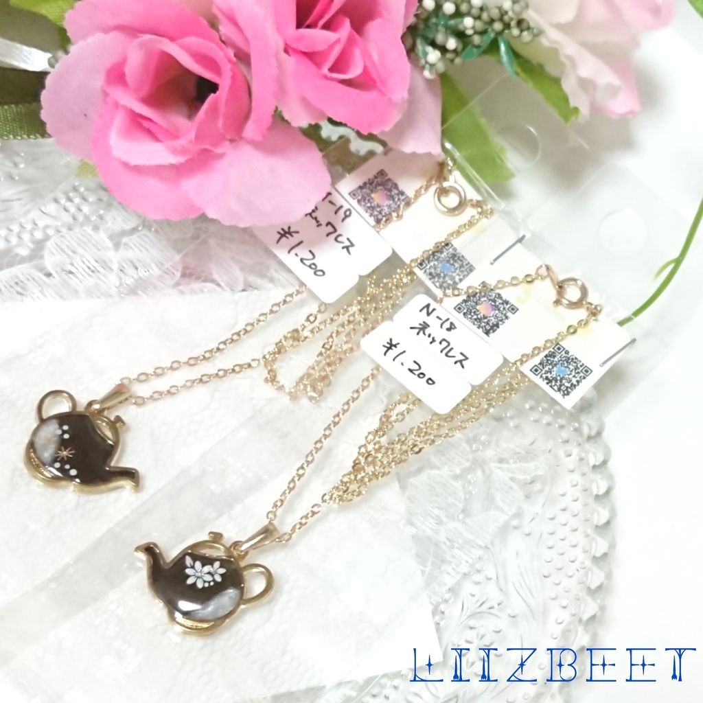 ティーポットネックレス