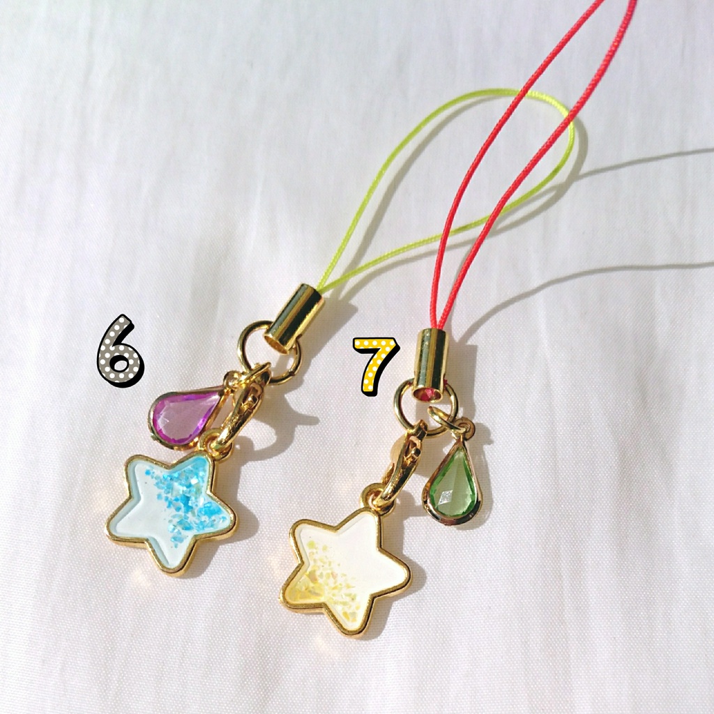 シンプルかわいいレジンストラップ