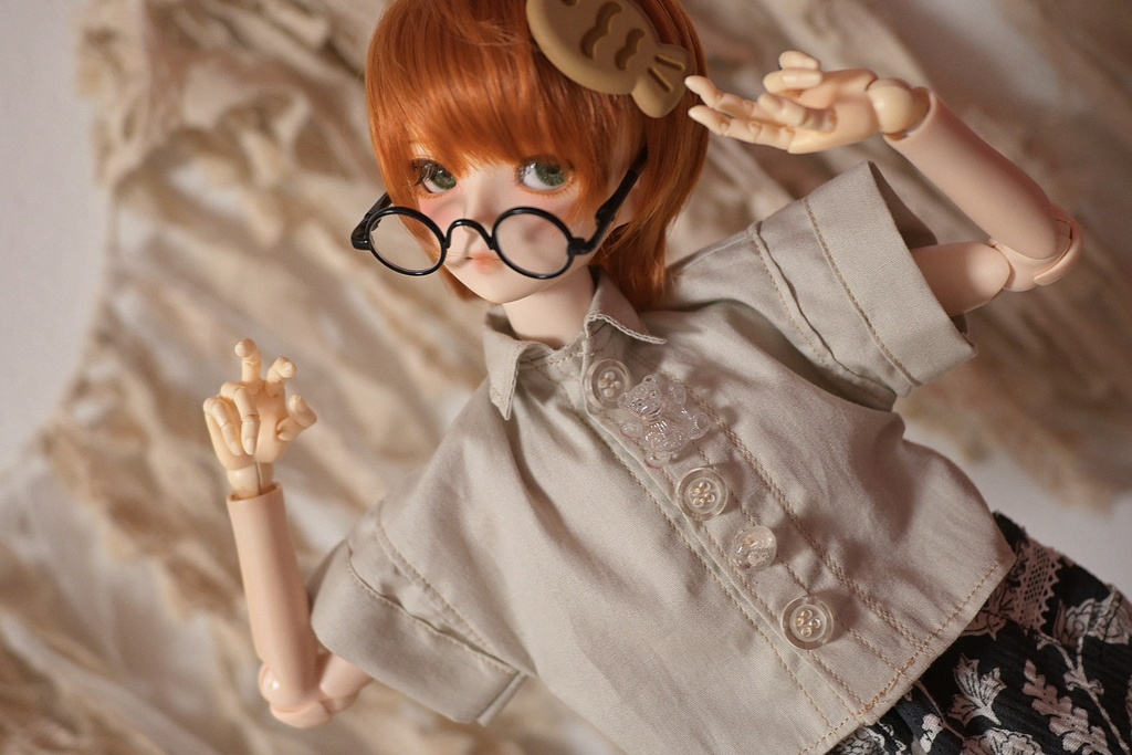 ワンコイン❤︎シンプル✴︎ベージュ×シャツ