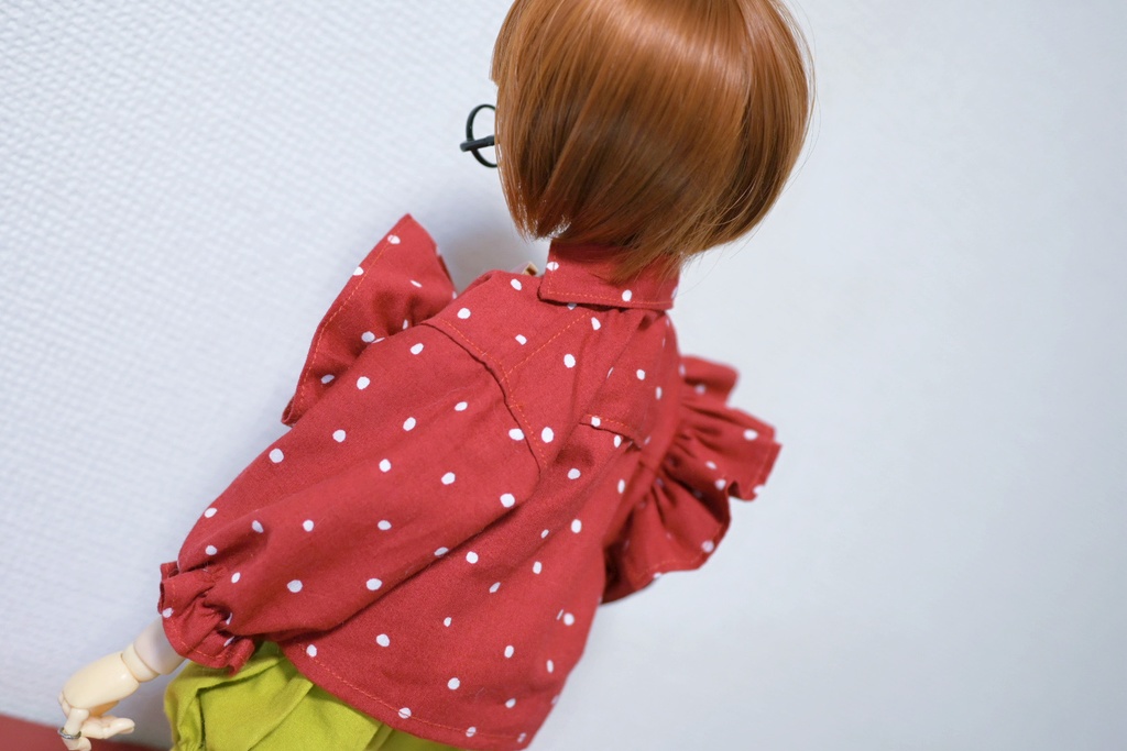 ジーッ❤︎見つめてよレッドチュニック!