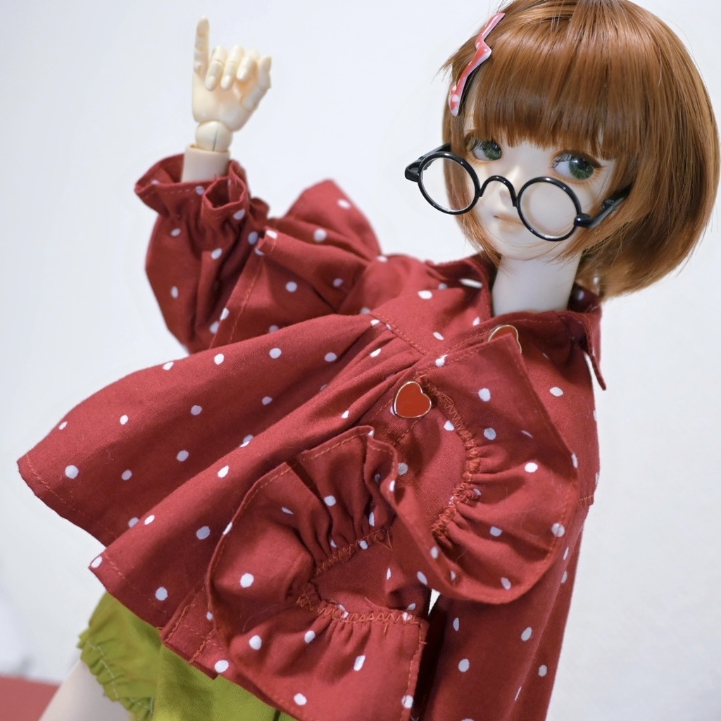 ジーッ❤︎見つめてよレッドチュニック!