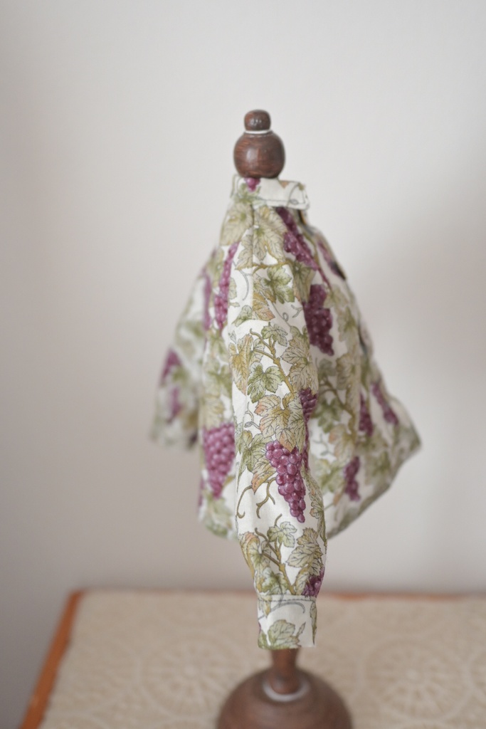 じゅわっと果実🍇ぶどう実るシャツ