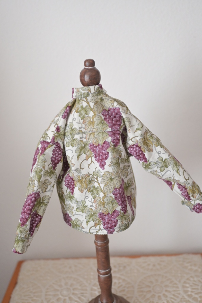 じゅわっと果実🍇ぶどう実るシャツ