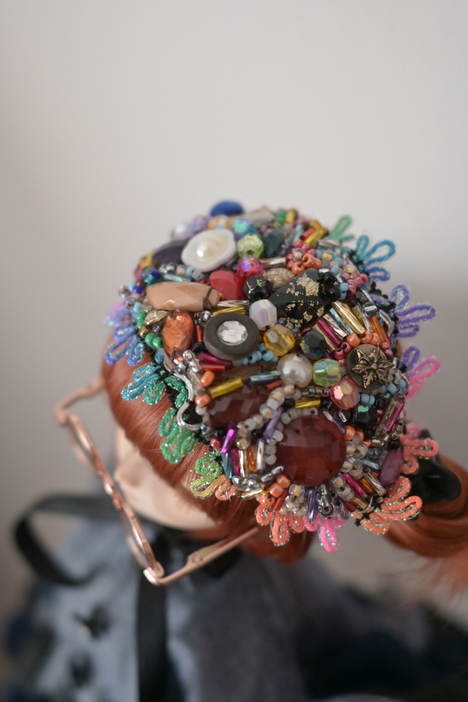 煌めき独り占め⟡˚.⋆ビジュー刺繍ヘッドドレス