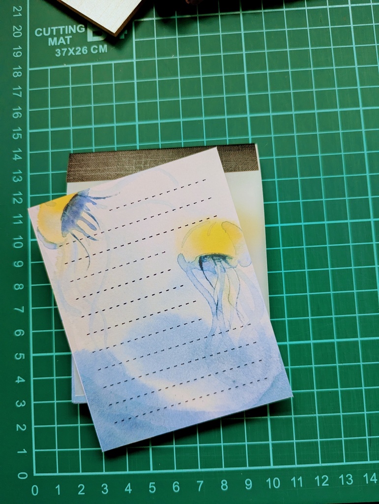 水彩イラストのメモ帳