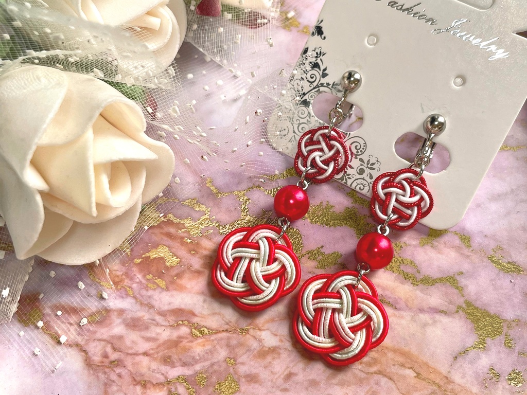 ディビジョンイメージピアス・イヤリング