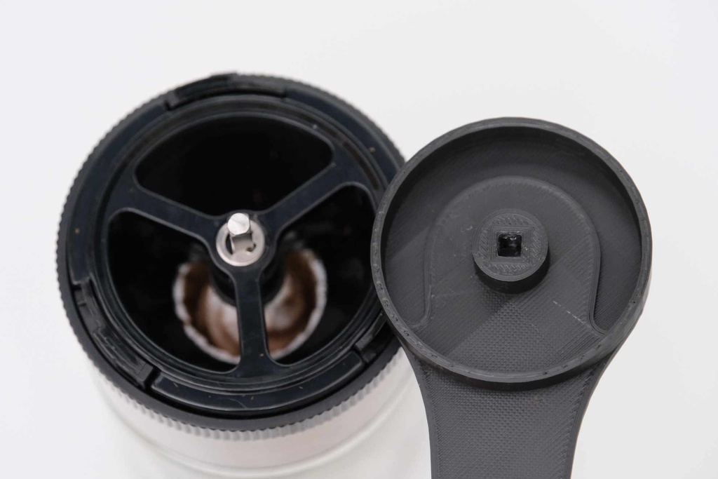 ダイソーコーヒーミルのグラインド速度を3倍にするハンドル