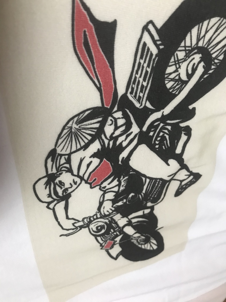 バイク乗り紅軍シャツ(白)