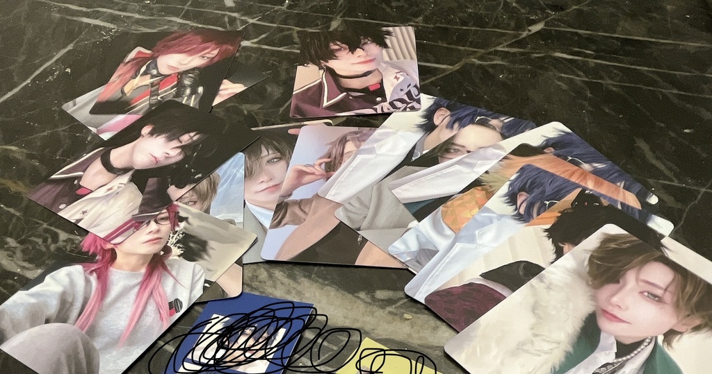 新トレカランダム１枚