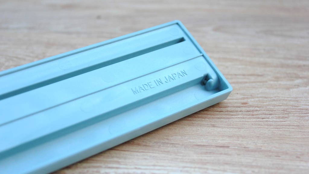 DokkoiカードスタンドM250