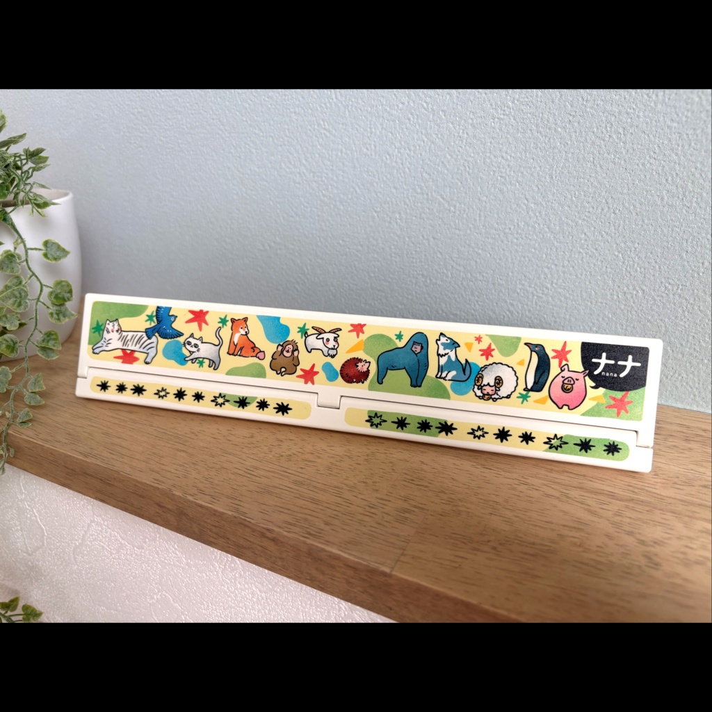 【ナナモデル】DokkoiカードスタンドM250