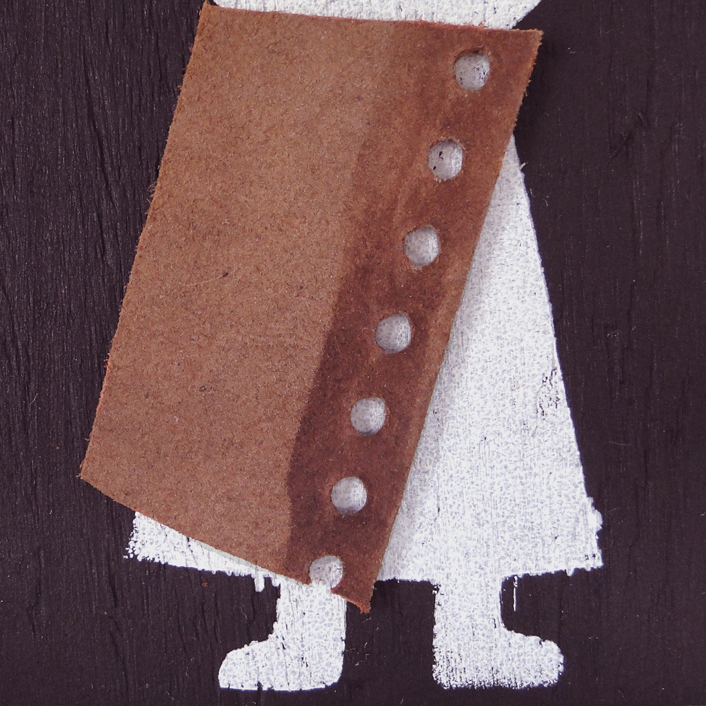 革鎧をつけた小人兵隊のウッドアート オブジェ 木工 木雑貨 妖精 No15