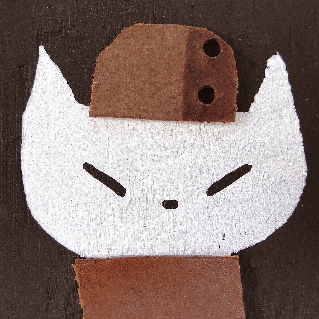 革鎧をつけた猫の小人兵隊のウッドアート オブジェ 木工 木雑貨 妖精 No9