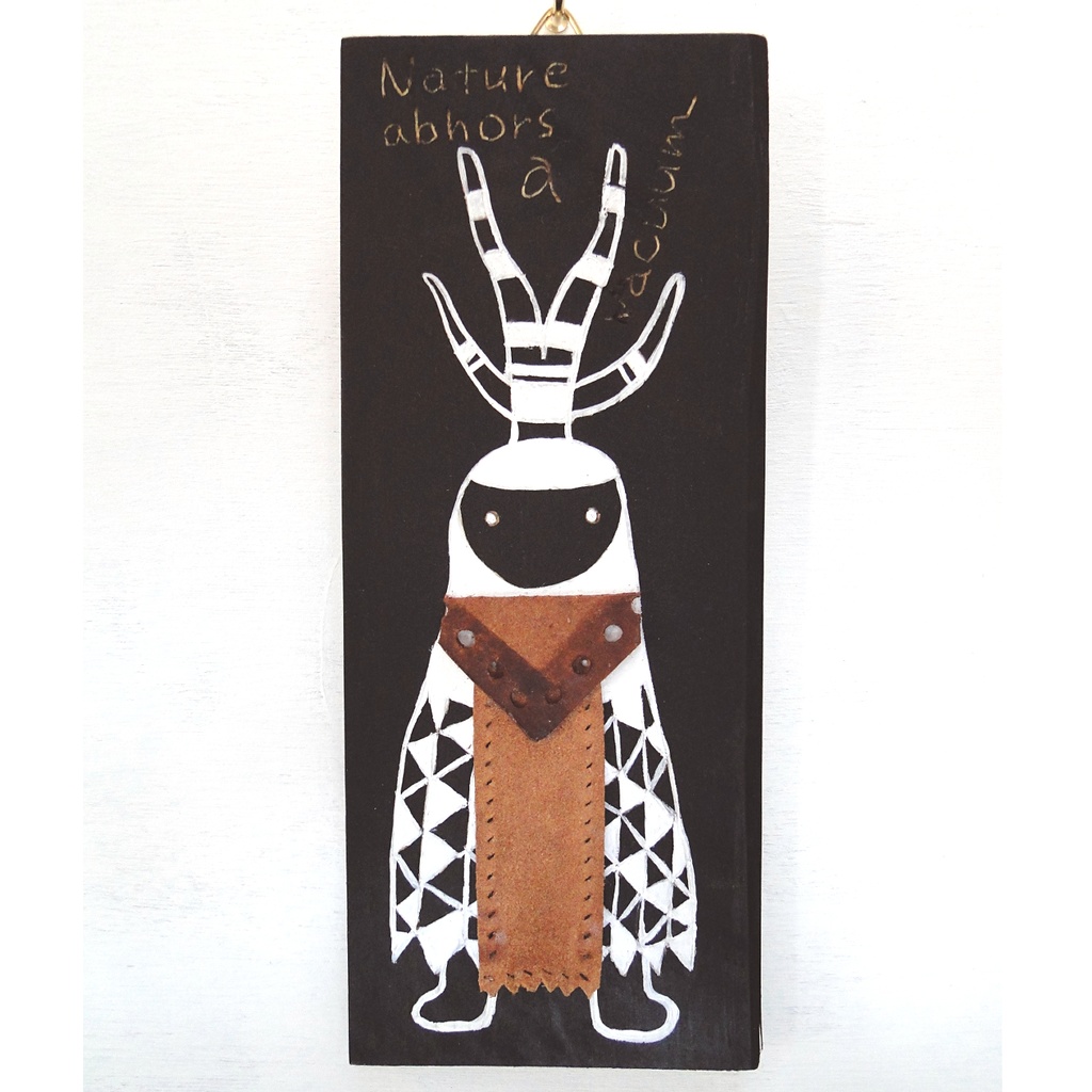 革鎧をつけたツノ戦士のウッドバーニングアート アフリカ オブジェ 木工 木雑貨 精霊 民族 エスニック No1 