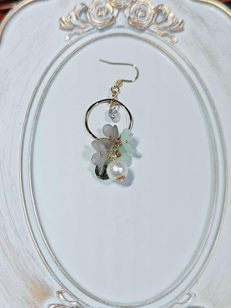 雑伊小花アクセサリー