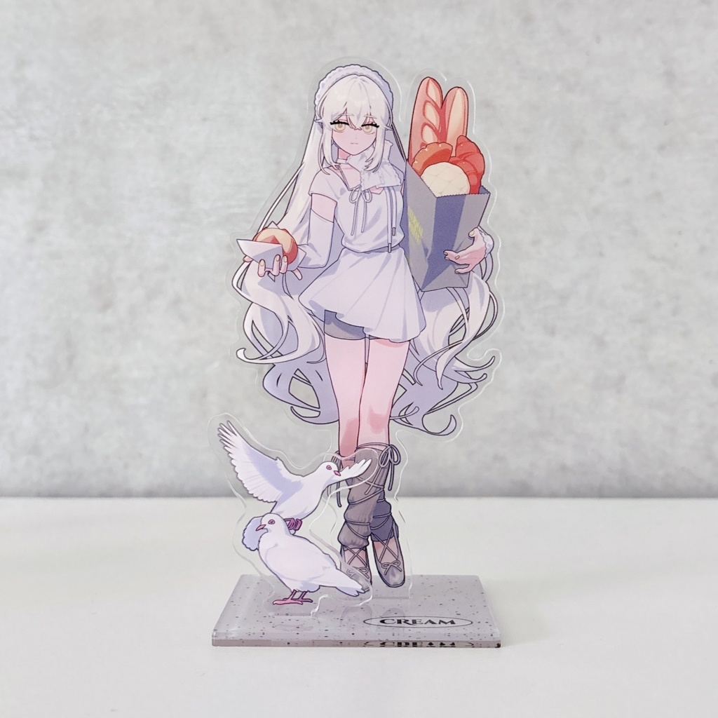 Acrylic Stand / MISTEE