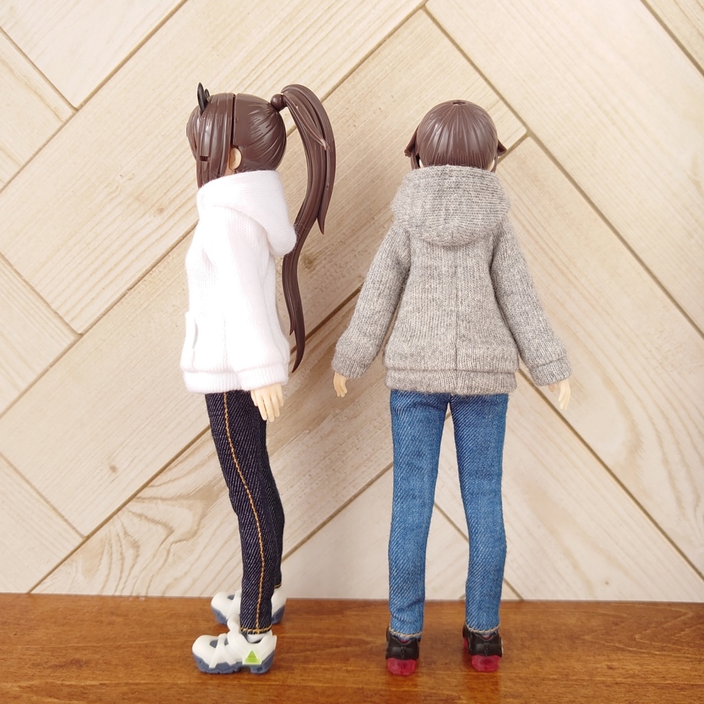 小さいフードのパーカー 1/12サイズ