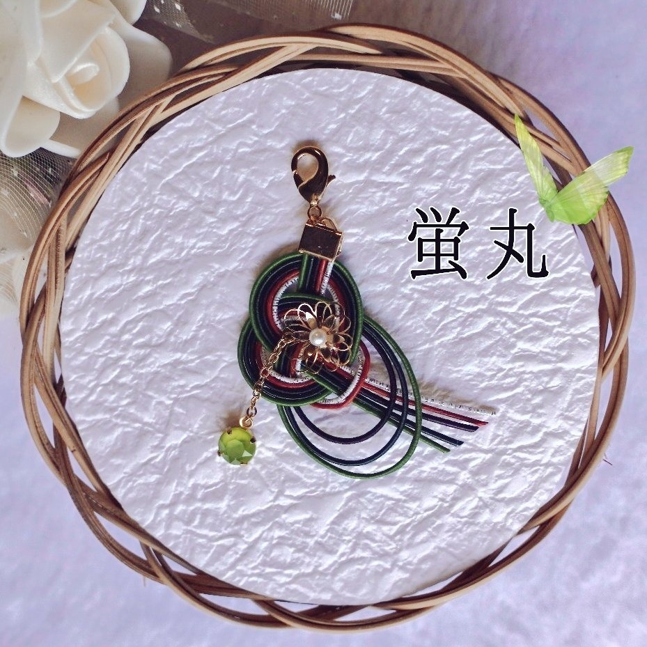 花添ふ「梅枝」:バックチャーム・もちマスアクセ