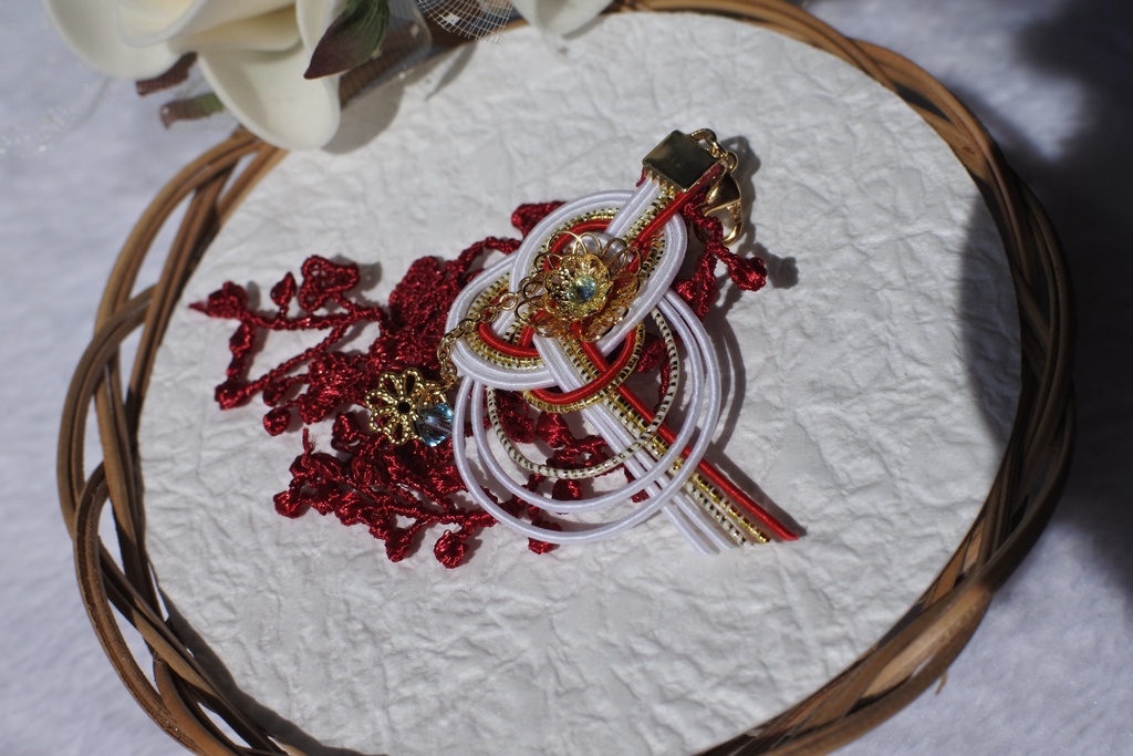 花添ふ「梅枝」:バックチャーム・もちマスアクセ