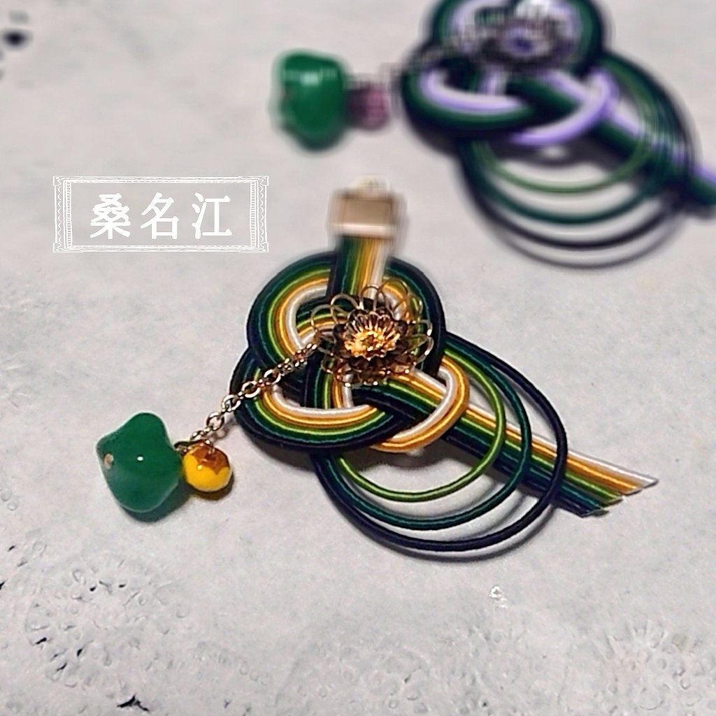 花添ふ「梅枝」:バックチャーム・もちマスアクセ