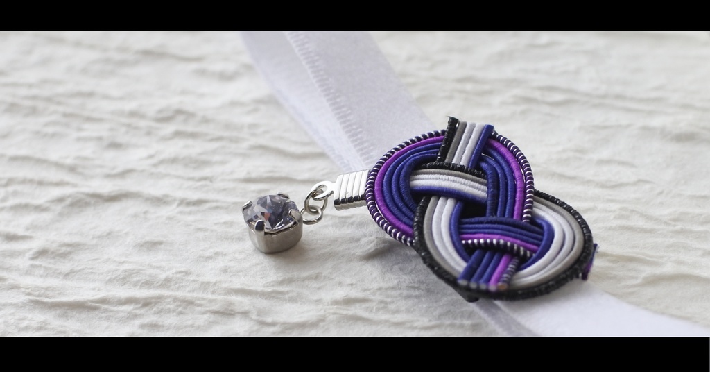 だきあわじ🌱御朱印帳バンド