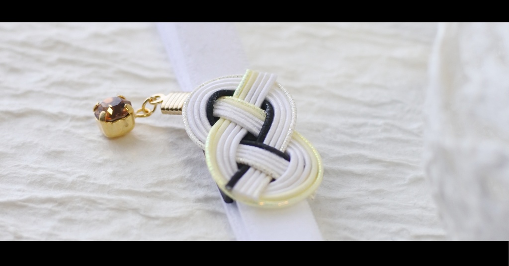 だきあわじ🌱御朱印帳バンド