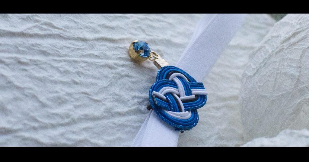 だきあわじ🌱御朱印帳バンド