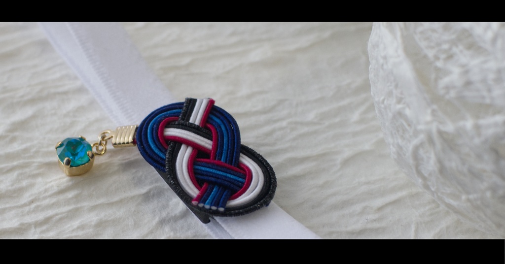 だきあわじ🌱御朱印帳バンド