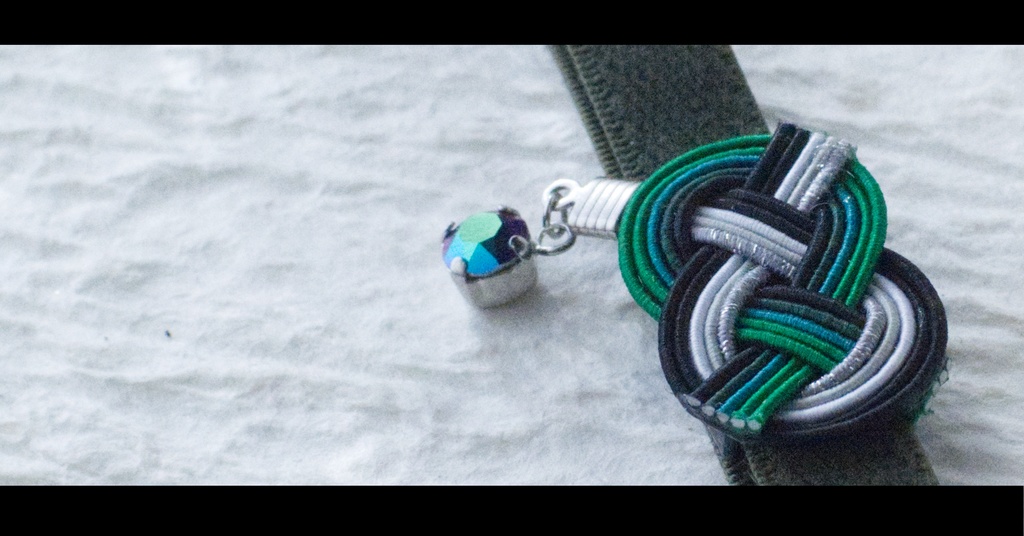 だきあわじ🌱御朱印帳バンド