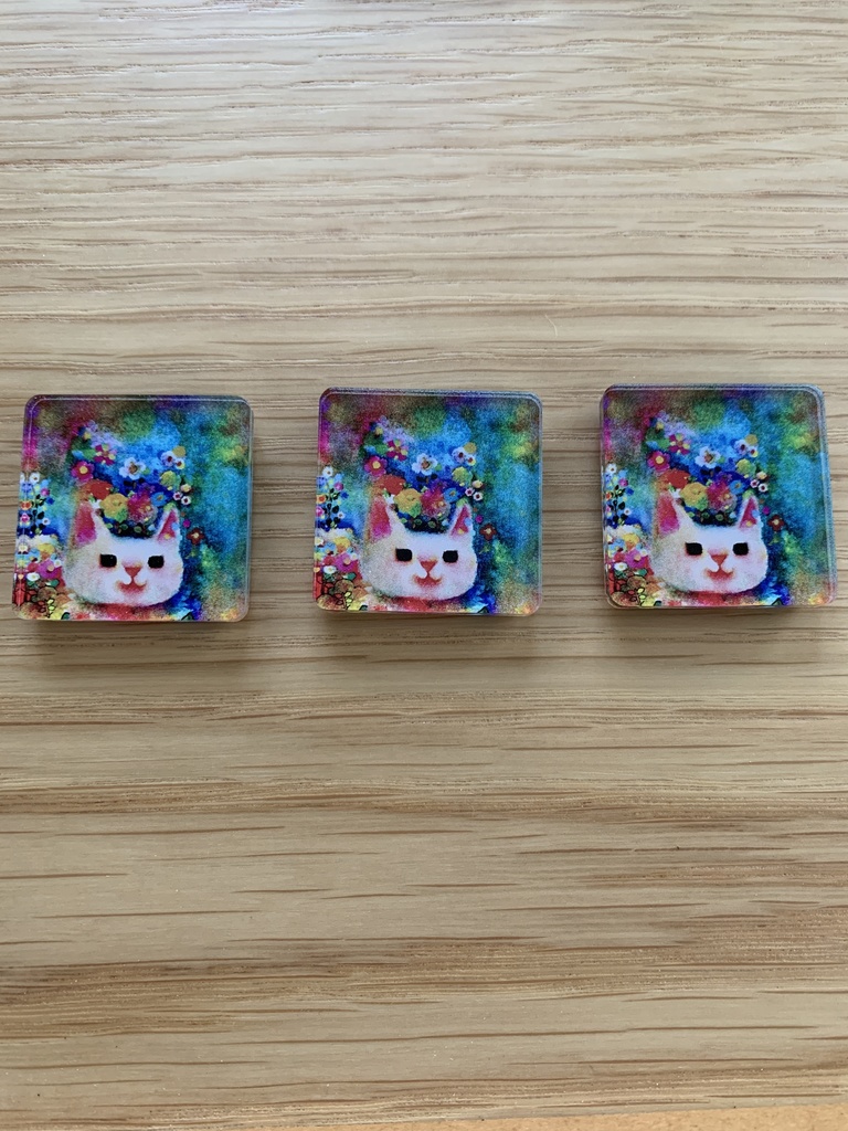 マグネットH  1個　3cm×3cm