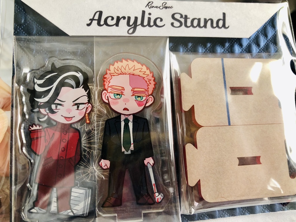 アクリルスタンド 