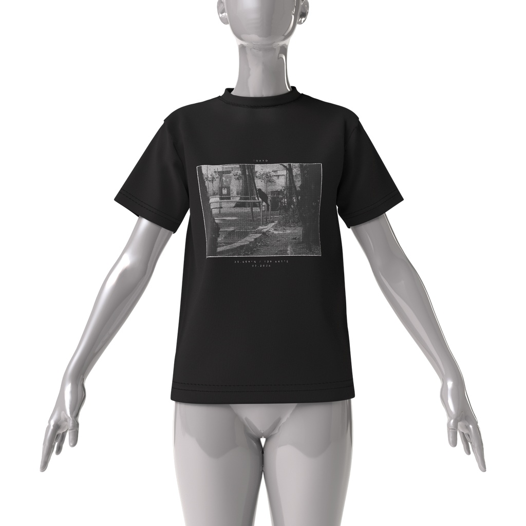 公園で休むカラス ビッグシルエットTシャツ
