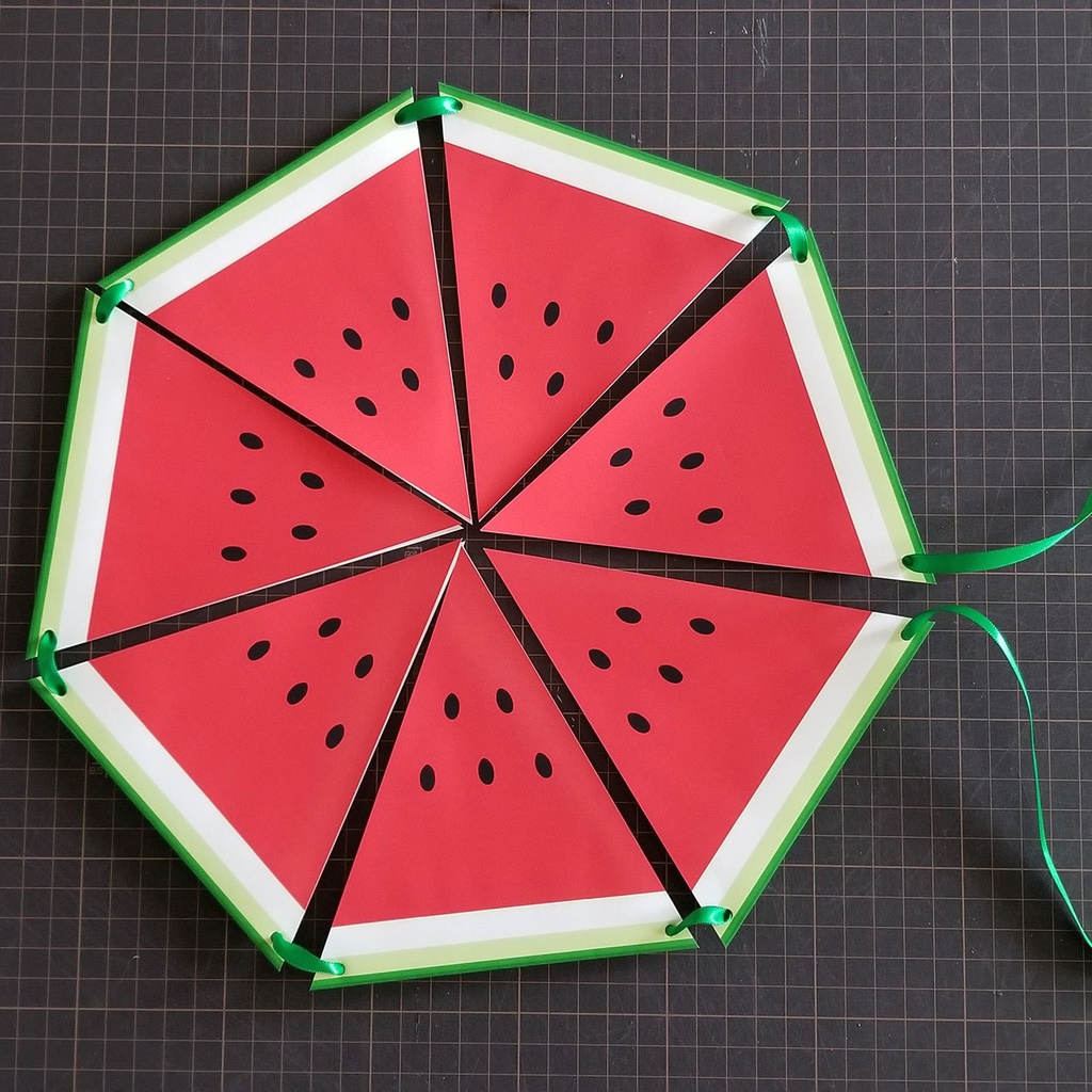 【夏の飾り付け】スイカのガーランドが作れる印刷素材(ダウンロード版)