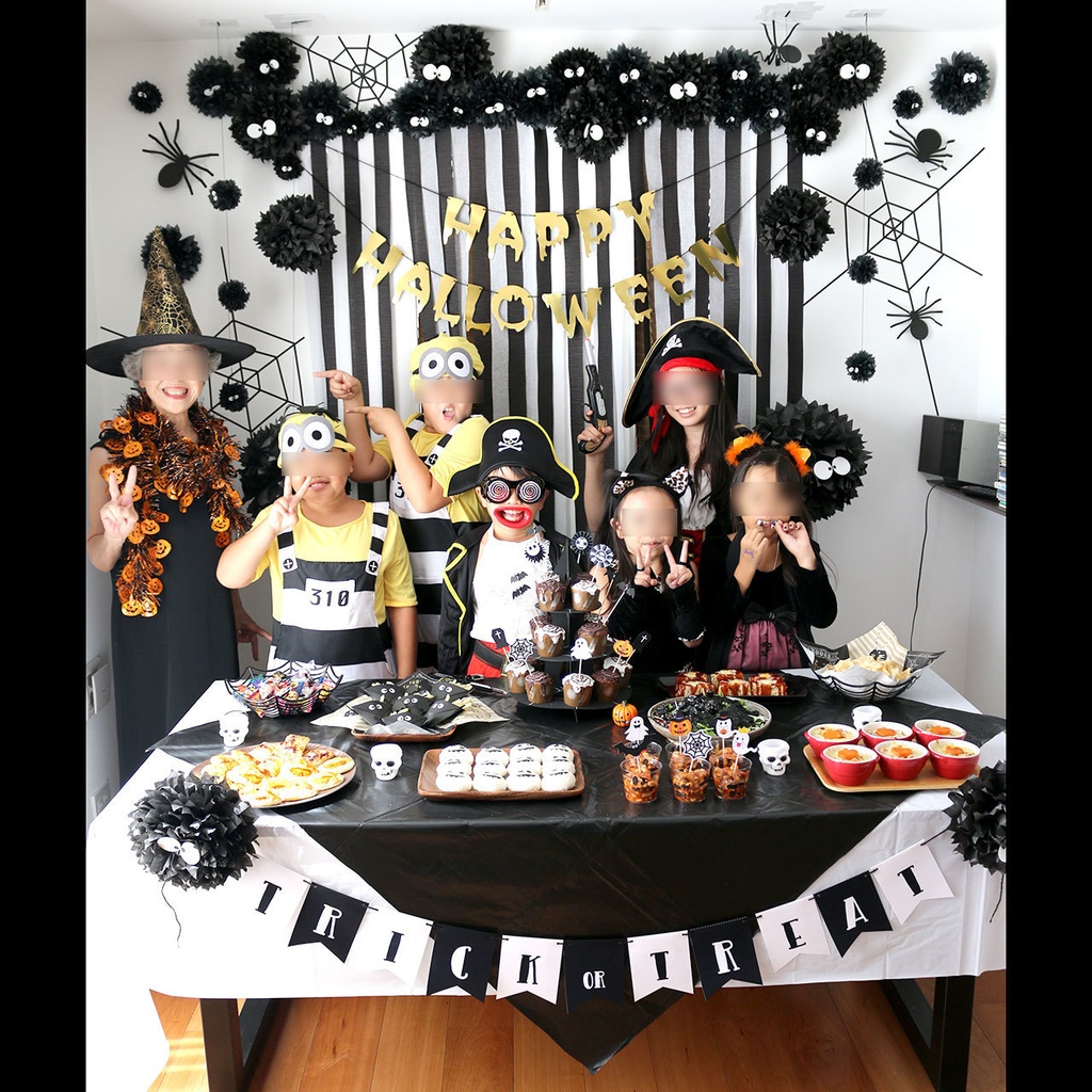 ホラーな書体のハロウィンガーランド「HAPPY HALLOWEEN
