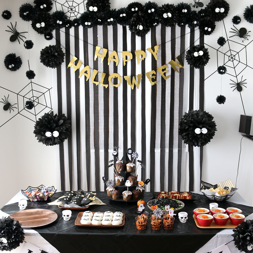 ホラーな書体のハロウィンガーランド「HAPPY HALLOWEEN」ゴールド