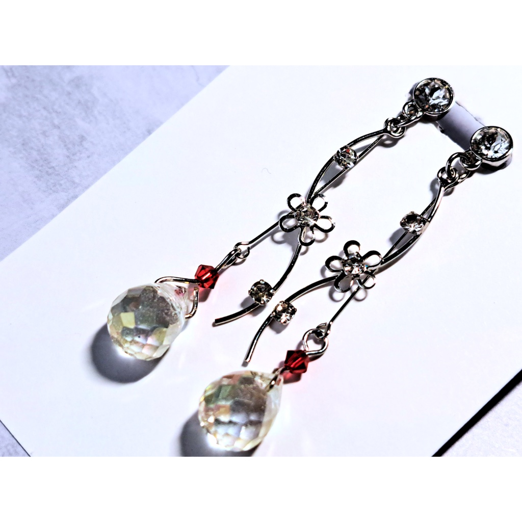 白魔道士イメージイヤリング(ピアス変更可能です)