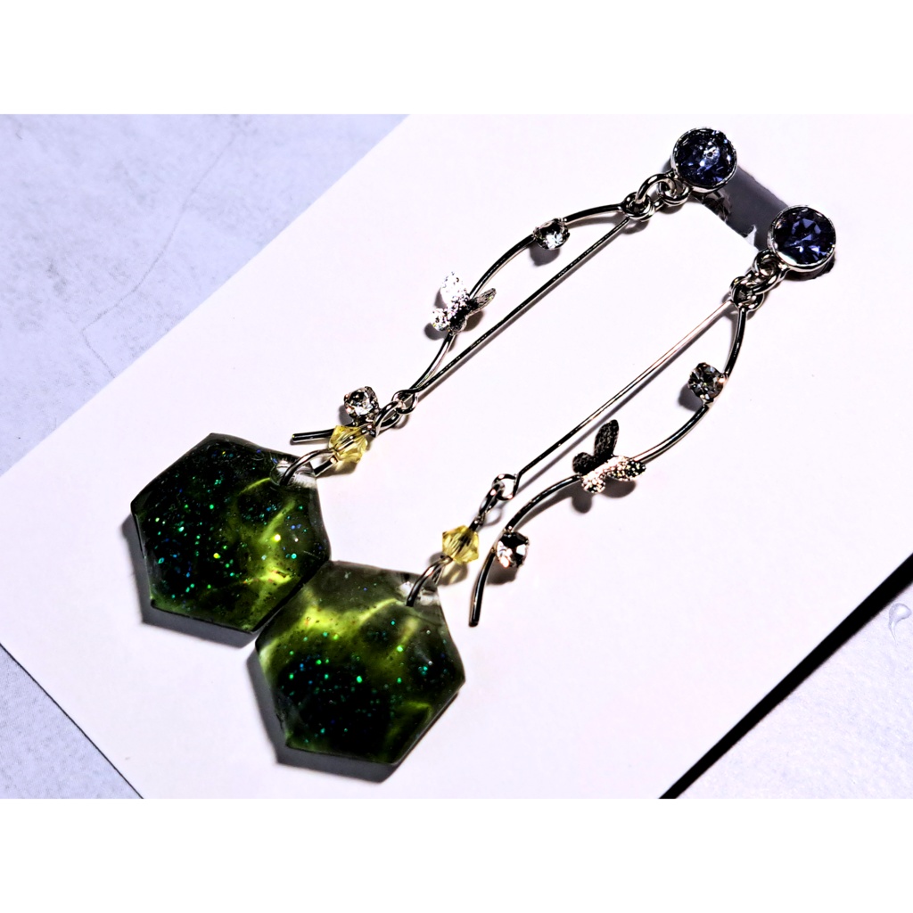 学者イメージイヤリング(ピアス変更可能です)