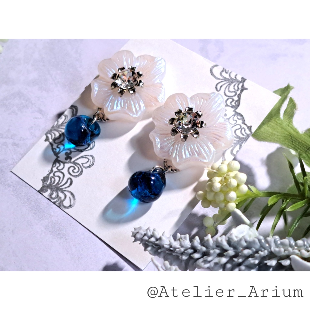 思いに染まる花 古代人イメージイヤリング(ピアス変更可能です)