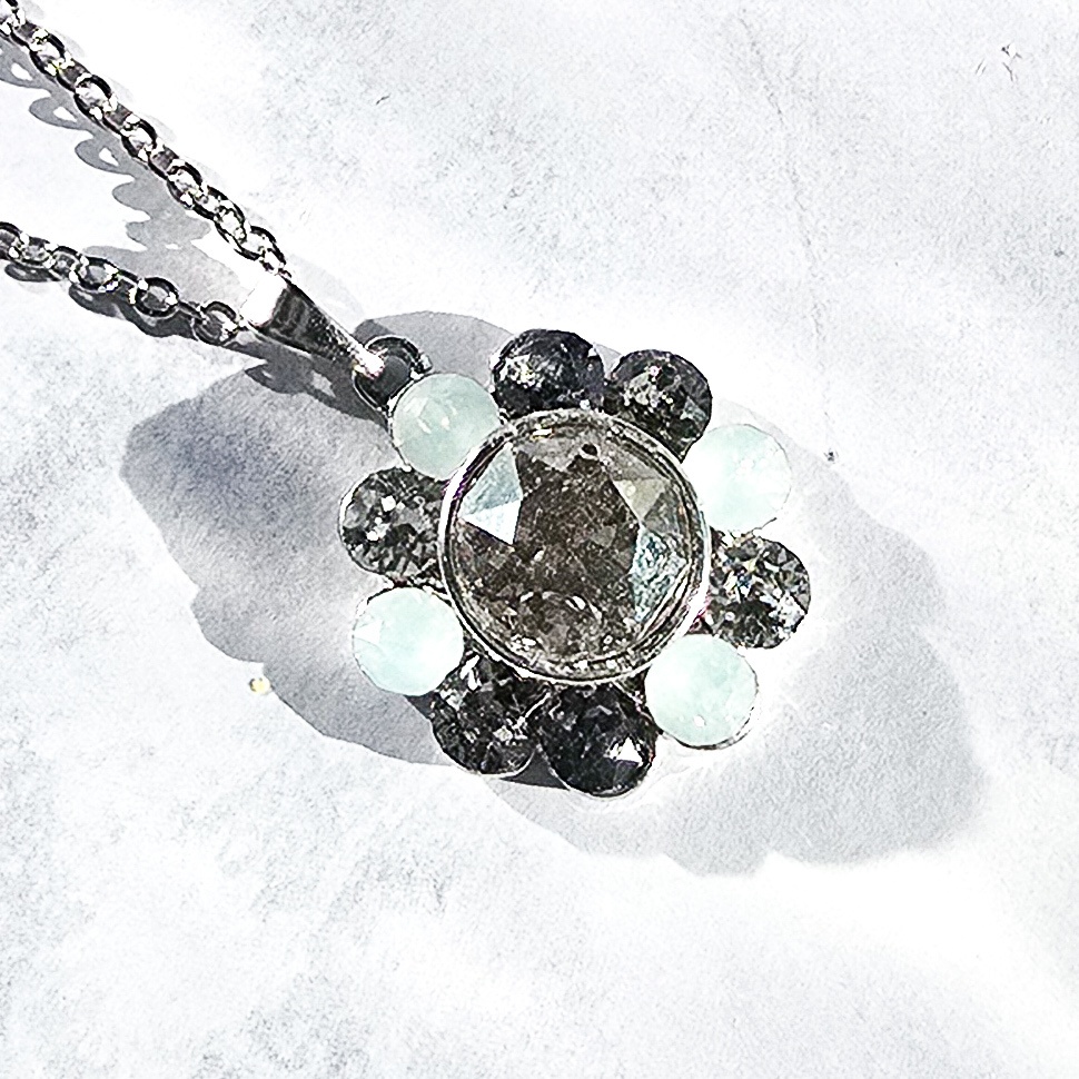 FF14イメージアクセサリー プチビジューペンダント