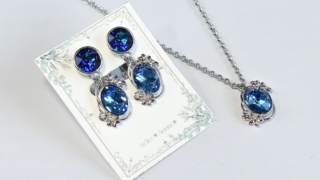 古代人イメージ 花の種イヤリング、ネックレス(ピアス変更可)